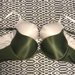 Victoria secret  bomb shell bra x2